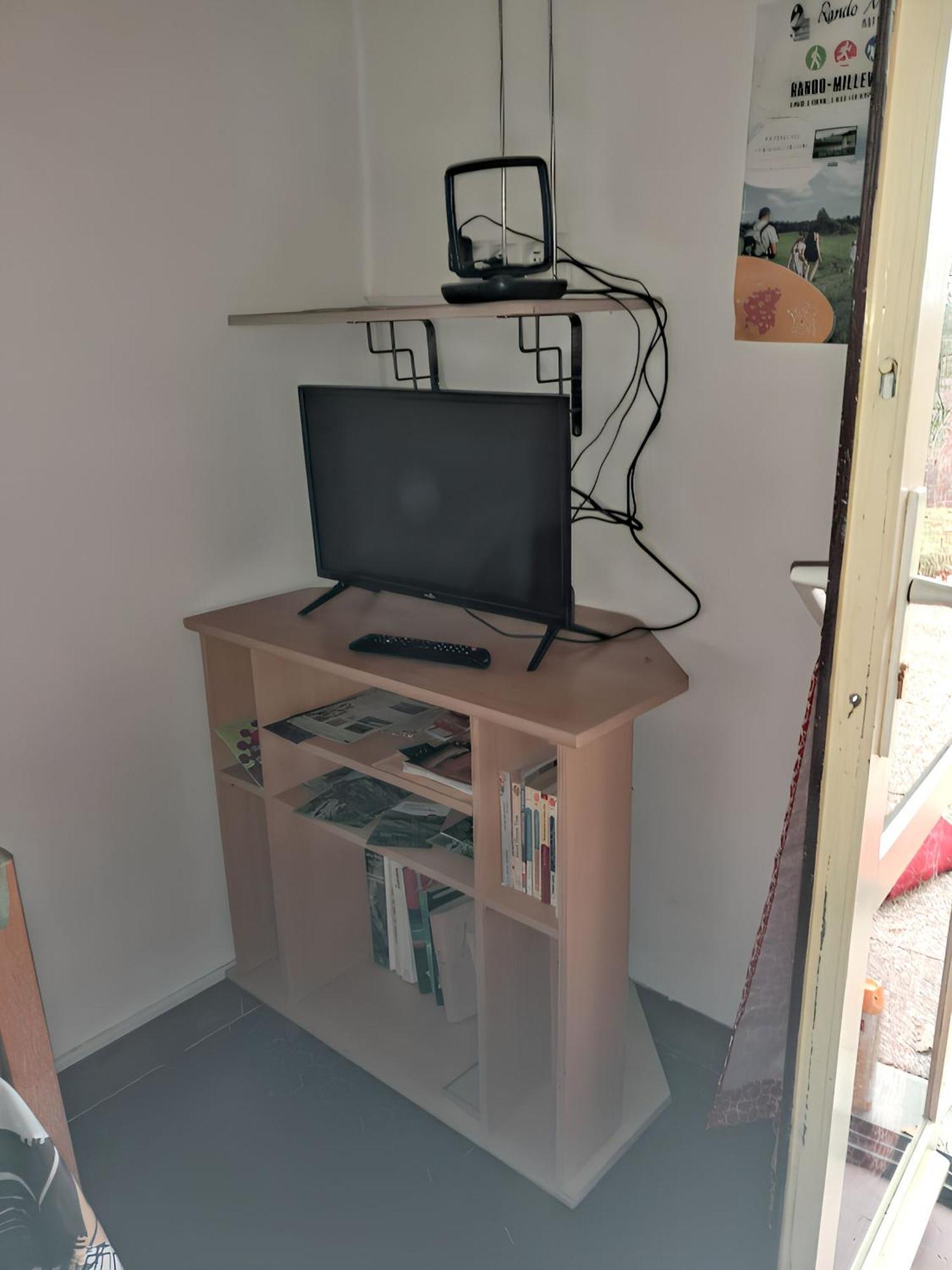 Studio Charmant A Treignac Avec Terrasse De 22 M² Zewnętrze zdjęcie
